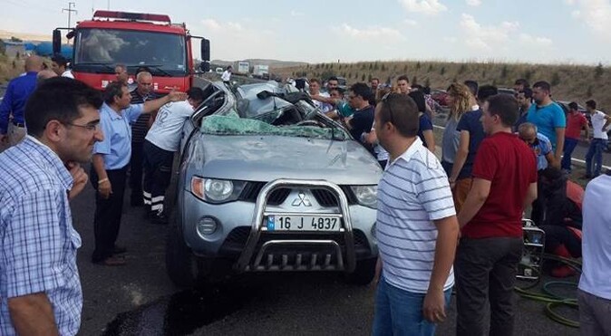 Bir kaza haberi de Ankara&#039;dan, 5 yaralı var