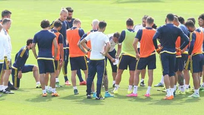 Fenerbahçe&#039;de Diego ve Ba sevinci