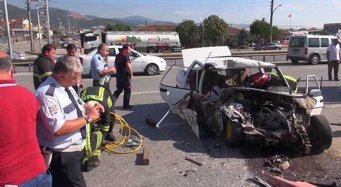 Kocaeli&#039;de korkunç kaza, 1 kişi hayatını kaybetti