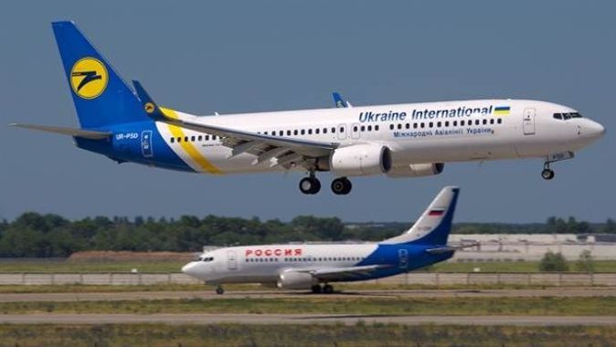 Ukrayna uçakları Rusya&#039;ya giremeyecek
