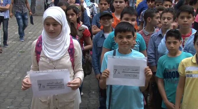 Suriyeli öğrenciler de ders başı yaptı