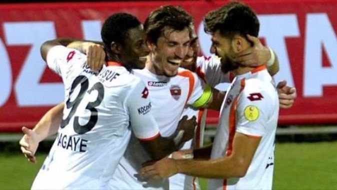 Adanaspor 2. yarıda açıldı
