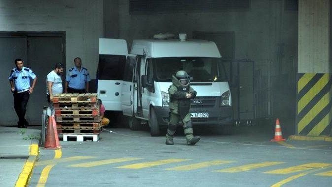Atatürk Havalimanı&#039;nda şüpheli çanta paniği