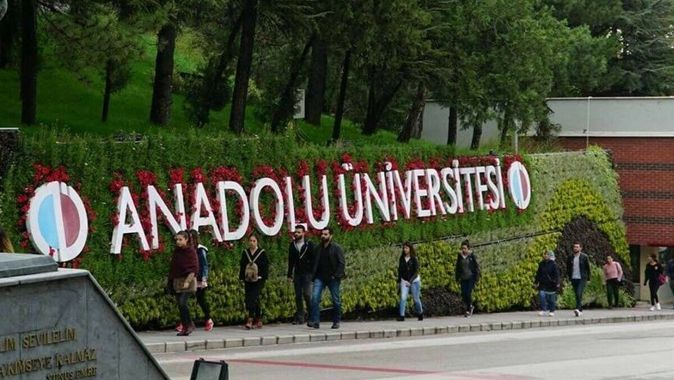 Anadolu Üniversitesi tüm derslerini ücretsiz erişime açtı