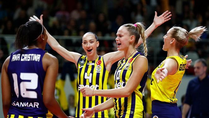 Vakıfbank&#039;a set vermedi! Şampiyonlar Kupası Fenerbahçe Opet&#039;in