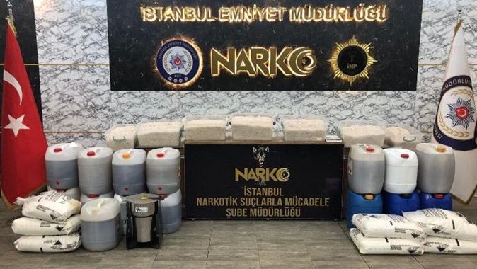 Bakan Soylu açıkladı, İstanbul&#039;da yarım ton metamfetamin ele geçirildi