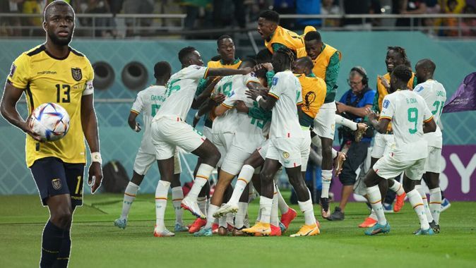 Son gülen Senegal oldu! Enner Valencia&#039;lı Ekvador Katar&#039;a veda etti