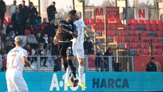 Ümraniyespor Hatayspor maçında 4 gol var kazanan yok (2-2 Maç Sonucu)