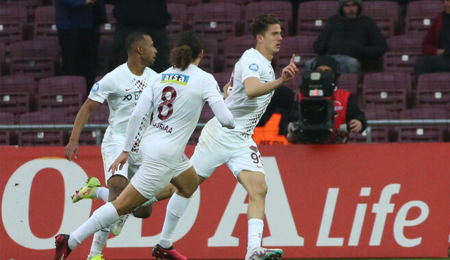 Hatayspor - Trabzonspor (2-1 Maç Sonucu) Bertuğ Yıldırım son şampiyonu 3 dakikada devirdi