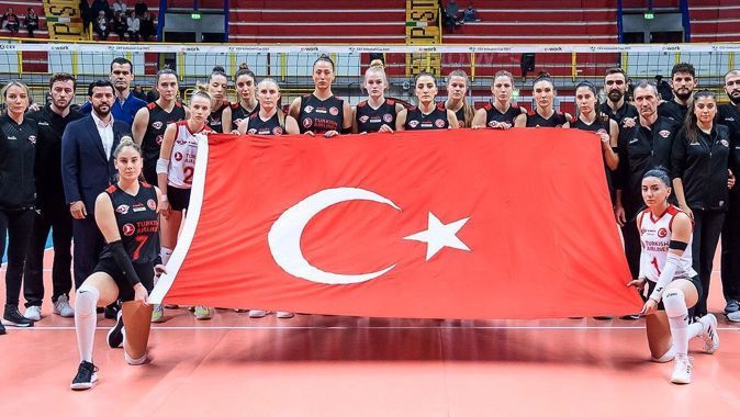 Türk Hava Yolları CEV Kupası&#039;nda çeyrek finale yükseldi