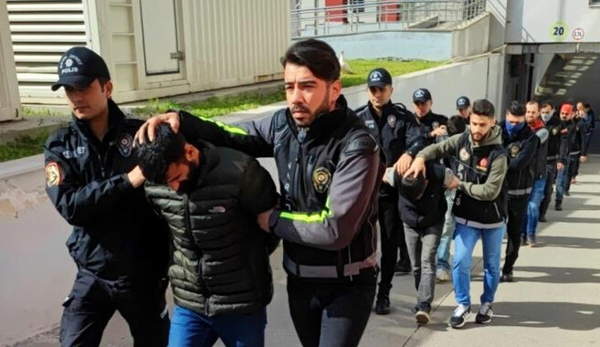 Adana’da Kökünü Kurutma Operasyonu: 122 torbacı tutuklandı