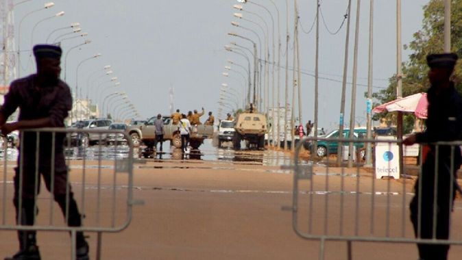Burkina Faso&#039;da ordu ve gönüllülere düzenlenen saldırıda 42 kişi öldü