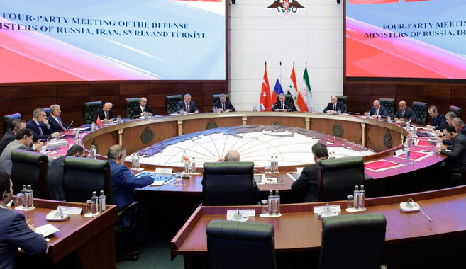 Bakanlar Moskova&#039;da toplandı: Türkiye-Suriye ilişkilerinde normalleşme adımları