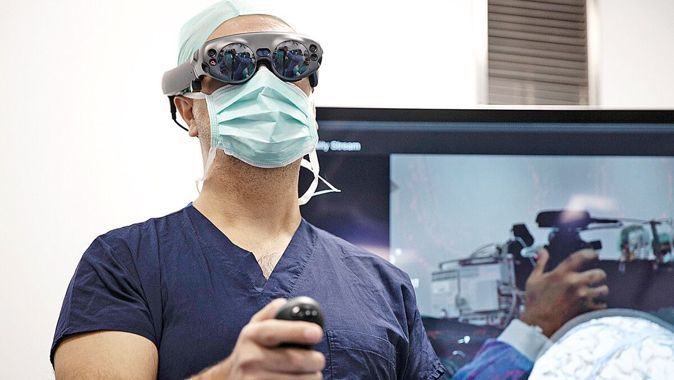 Türk cerrahlardan Metaverse ile ameliyat: VR gözlüklerle tümöre nokta atışı