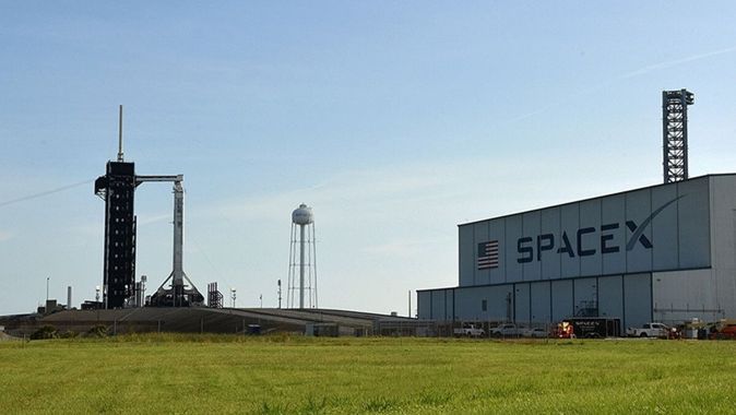 SpaceX, 52 Starlink uydusunu daha fırlattı