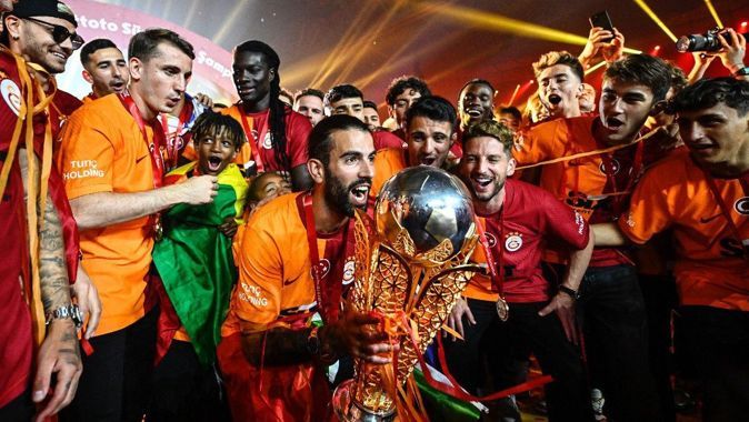 Galatasaray&#039;ın şampiyonluğu tescillendi! 2022-2023 sezonu Spor Toto Süper Lig, 1. Lig ve Türkiye Kupası tescil edildi