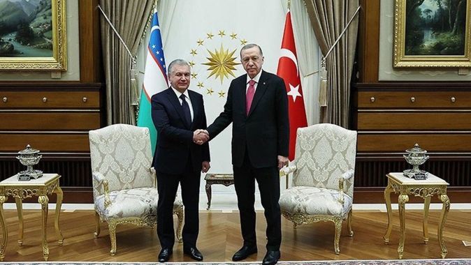 Cumhurbaşkanı Erdoğan&#039;dan yeniden seçilen Özbekistan Cumhurbaşkanı Mirziyoyev&#039;i tebrik