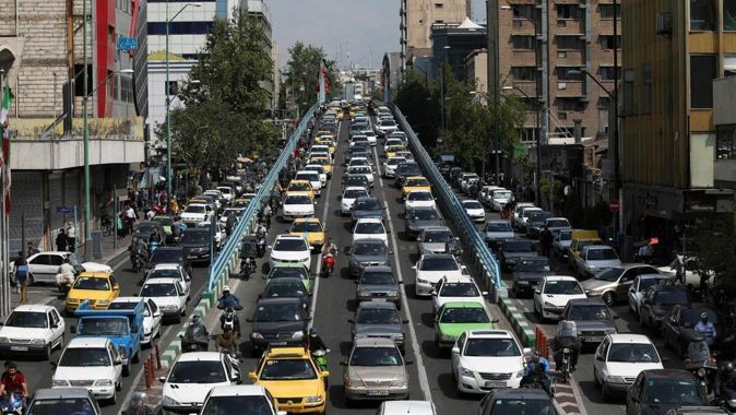 İran, ikinci el otomobil ithalatını onayladı