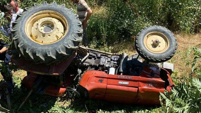 Traktör sürücüsünün ölümü herkesi kahretti: Tarlasını sürerken can verdi