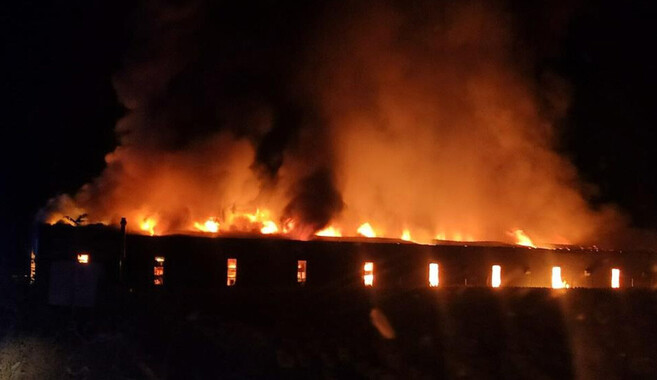 Bursa’da plastik fabrikası alev alev yandı!