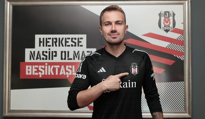 Beşiktaş&#039;tan Mert Günok&#039;a yeni sözleşme! 34 yaşındaki milli kalecinin sözleşmesi yenilendi