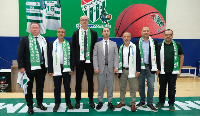 Bursaspor basketbolda Bursaspor İNFO Yatırım adı ve forma sponsorluğuyla mücadele edecek