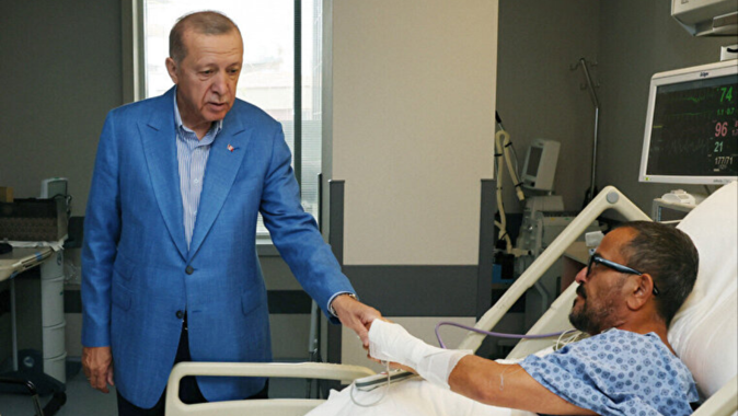 Cumhurbaşkanı Erdoğan, Sabancı çiftini hastanede ziyaret etti