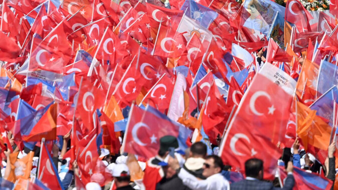 AK Parti&#039;nin İstanbul Büyükşehir Belediye Başkan adayı kim olacak? Anketlerde şaşırtan sonuç