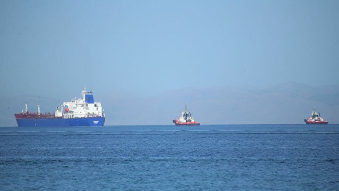 Çanakkale Boğazı yeniden gemi trafiğine açıldı