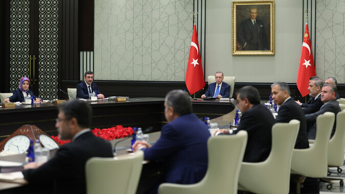 Son dakika... Kabine toplantısı başladı: Gözler Cumhurbaşkanı Erdoğan&#039;ın vereceği emekli müjdesinde