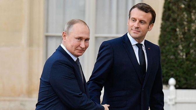 Vladimir Putin, Fransa&#039;yla dalga geçti: Tahtakurusu göndermesi ülkede gündem oldu