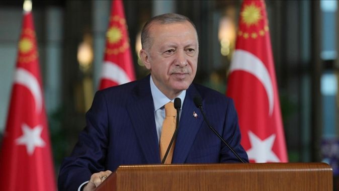 Cumhurbaşkanı Erdoğan, cuma namazını Hazreti Ali Cami&#039;sinde kıldı