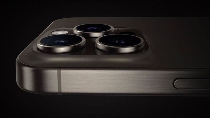 Apple&#039;ın yaptığı son güncelleme rakiplerine parmak ısırttı! iPhone 15&#039;lere profesyonel kamera özelliği
