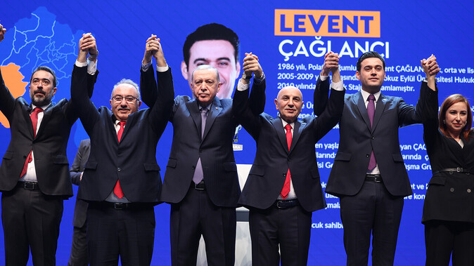 AK Parti Ankara adaylarını açıkladı, 19 mevcut başkandan 14’ü ile yola devam