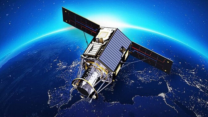 Kontrolden çıkan iki tonluk uydu bugün Dünya&#039;ya düşecek!