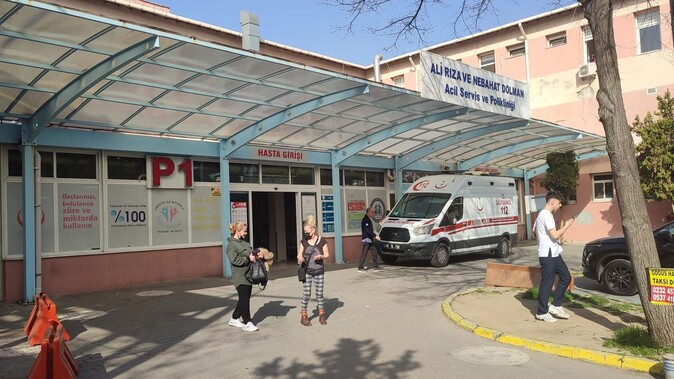 İzmir&#039;de hastanede silah sesleri: Bir jandarma, diğerini tüfekle vurdu