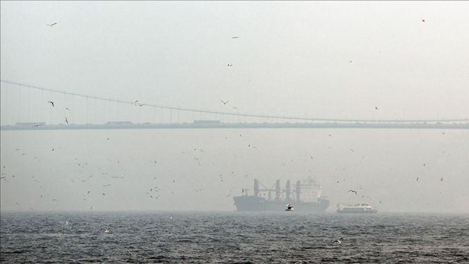 İstanbul Boğazı&#039;nda gemi trafiği askıya alındı!
