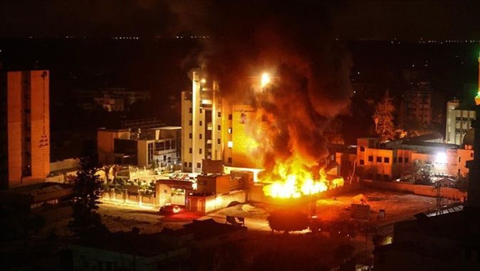 Gazze&#039;de iftar saati Şifa hastanesi vuruldu! İsrail&#039;den akıl almaz savunma