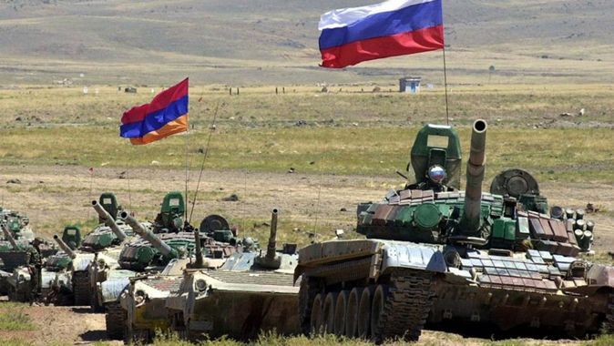 Erivan-Moskova arasında sınır tartışması! Rus askerler Paşinyan&#039;ın isteği üzerine burada