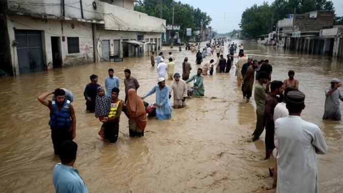 Pakistan&#039;da bir ayda ikinci sel felaketi: 8 ölü