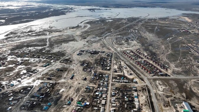 Karların erimesiyle vuran sel: Kazakistan&#039;da 99 bin kişi tahliye edildi