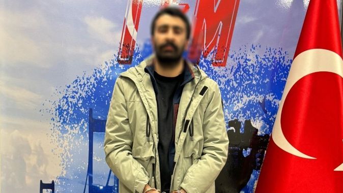 Kırmızı bültenle aranıyordu! Terör örgütü PKK&#039;nın &#039;Paris gençlik sorumlusu&#039;na İstanbul Havalimanı&#039;nda gözaltı