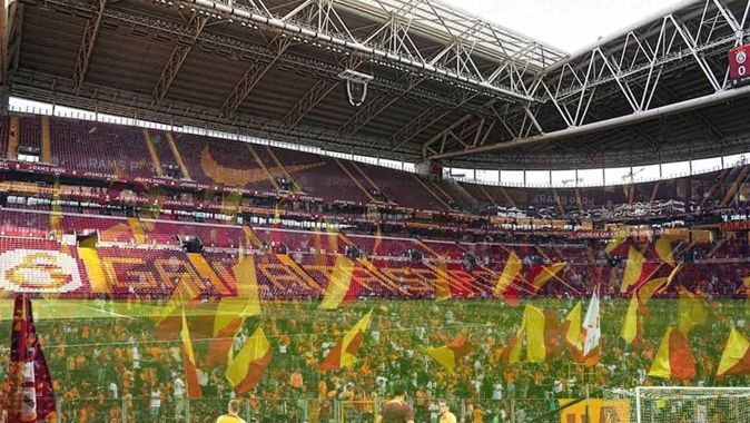 Galatasaray 2024-2025 sezonu kombine fiyatlarını açıkladı! 12 bin TL&#039;den başlıyor