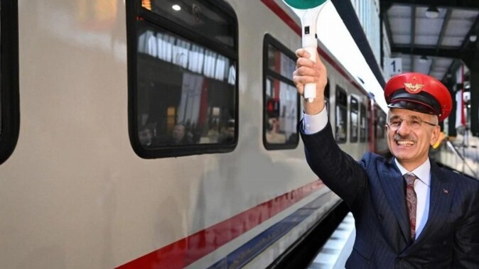 Ankara-Diyarbakır turistik Treni yarın Ankara Gar’ından ilk seferini yapacak