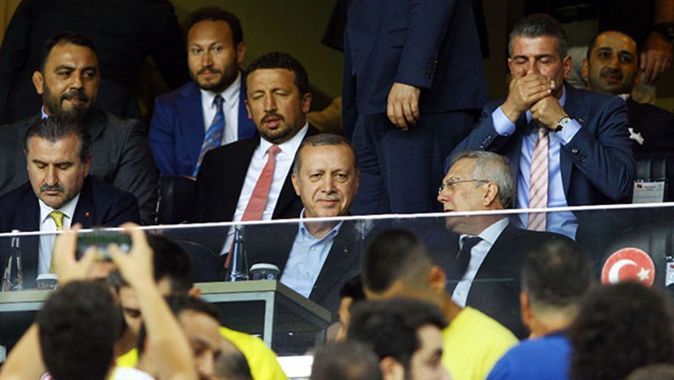 Cumhurbaşkanı Erdoğan&#039;dan Fenerbahçe ile ilgili damga vuran sözler: Artık Fenerbahçeli değilim