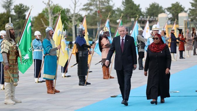 Erdoğan, Tanzanyalı mevkidaşını resmî törenle karşıladı: Hedef 1 milyar dolar ticaret