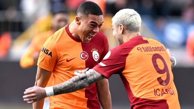 Galatasaray, golcü transferi yapacak! Carlos Vinicius için karar verildi
