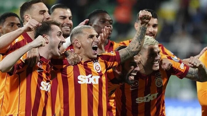 Galatasaray&#039;da sarı kart sınırında 7 futbolcu bulunuyor