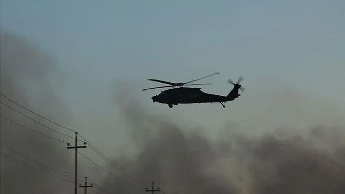 Kolombiya&#039;da zehir tacirlerine baskına giden askerleri taşıyan helikopter düştü: 9 ölü