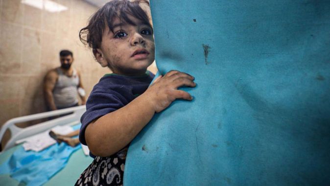 Gazze&#039;de can kaybı arttı: Her gün 37 çocuk annesiz kalıyor